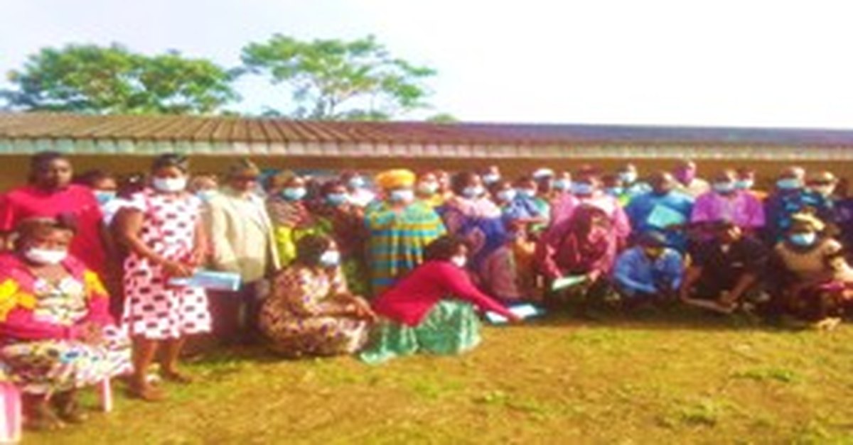 FAAFNET women's group activity in the field